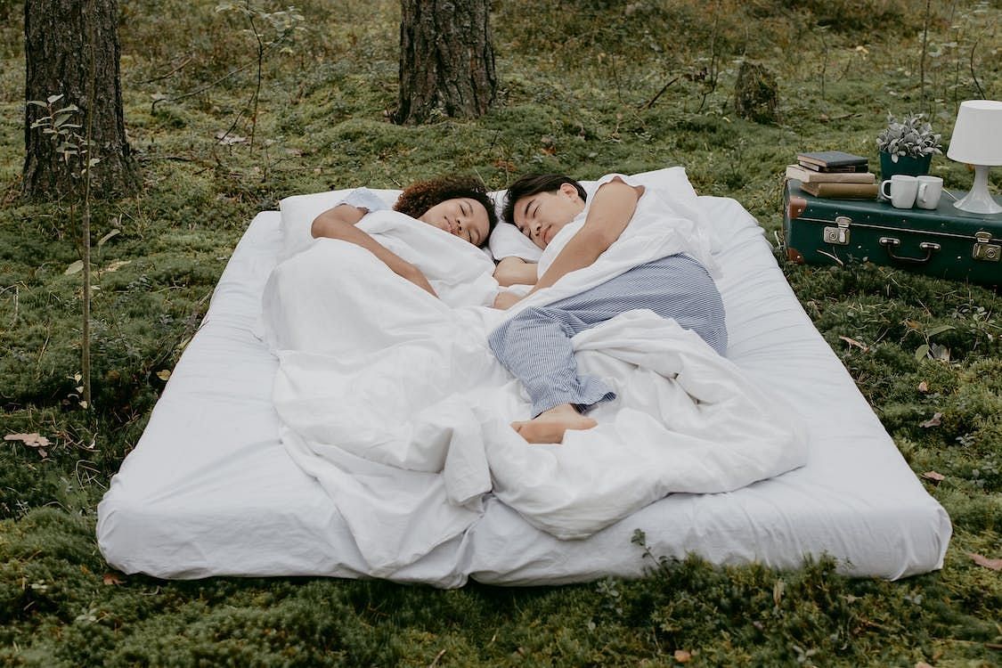 This mattress can regulate temperature. (Cottonbro Studio/Pexels)
